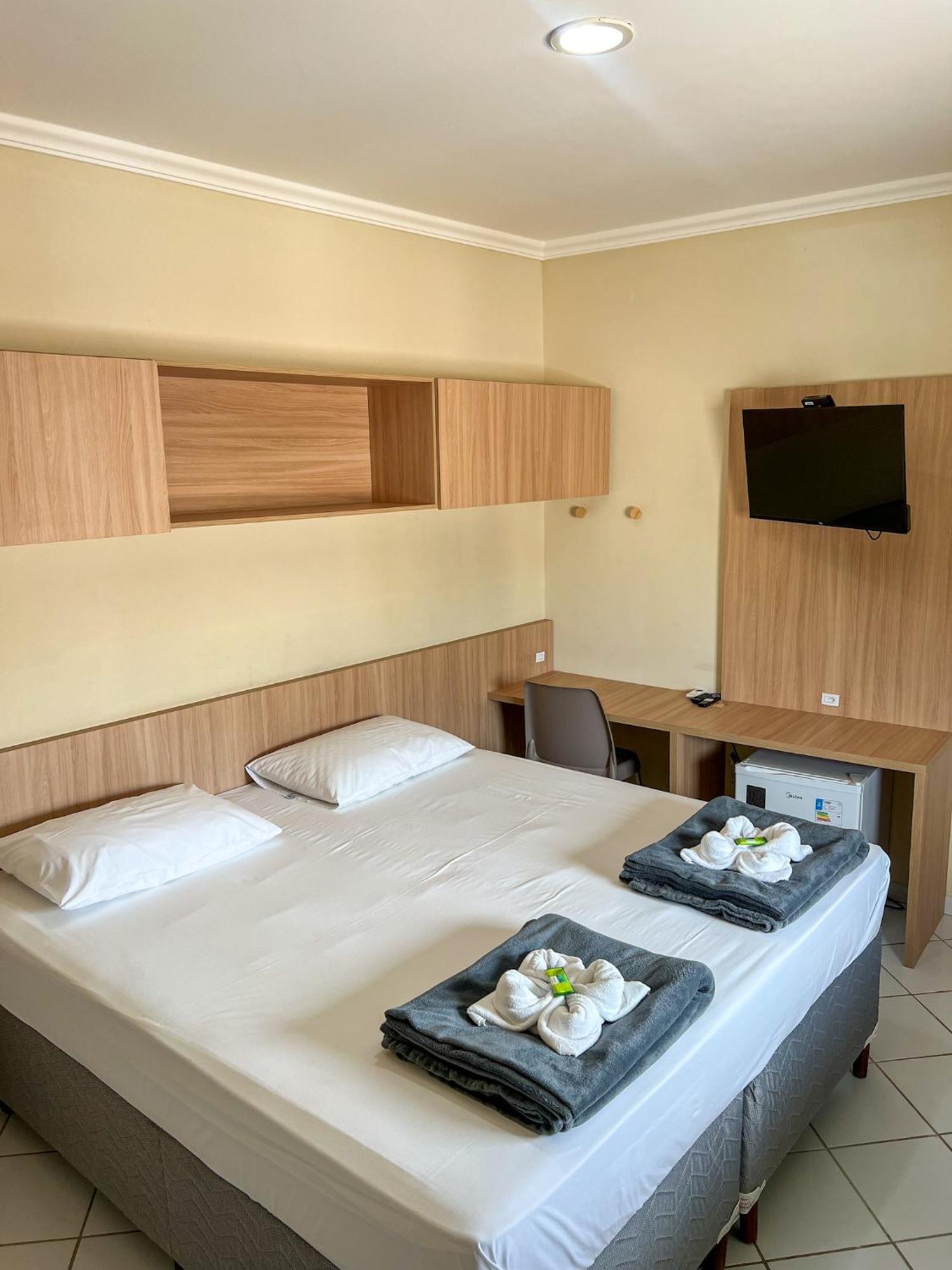 Buriti Hotel Aracruz Exterior photo